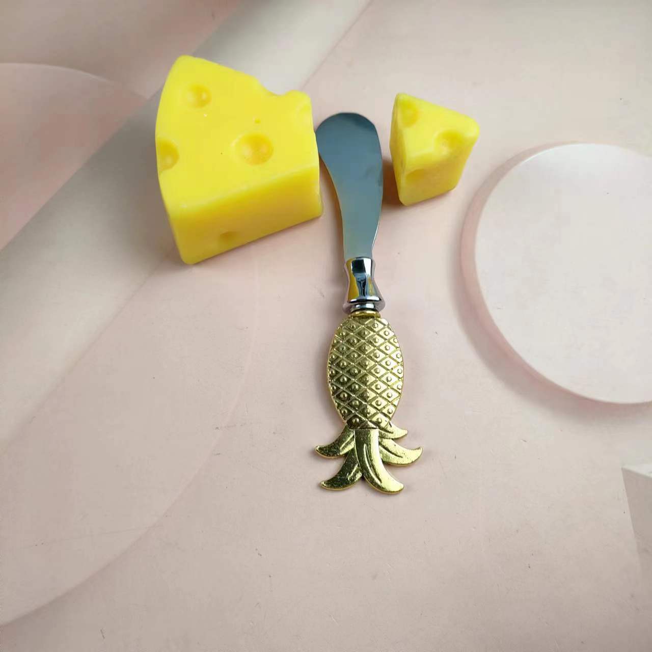 金菠萝奶油刀效果图.jpg