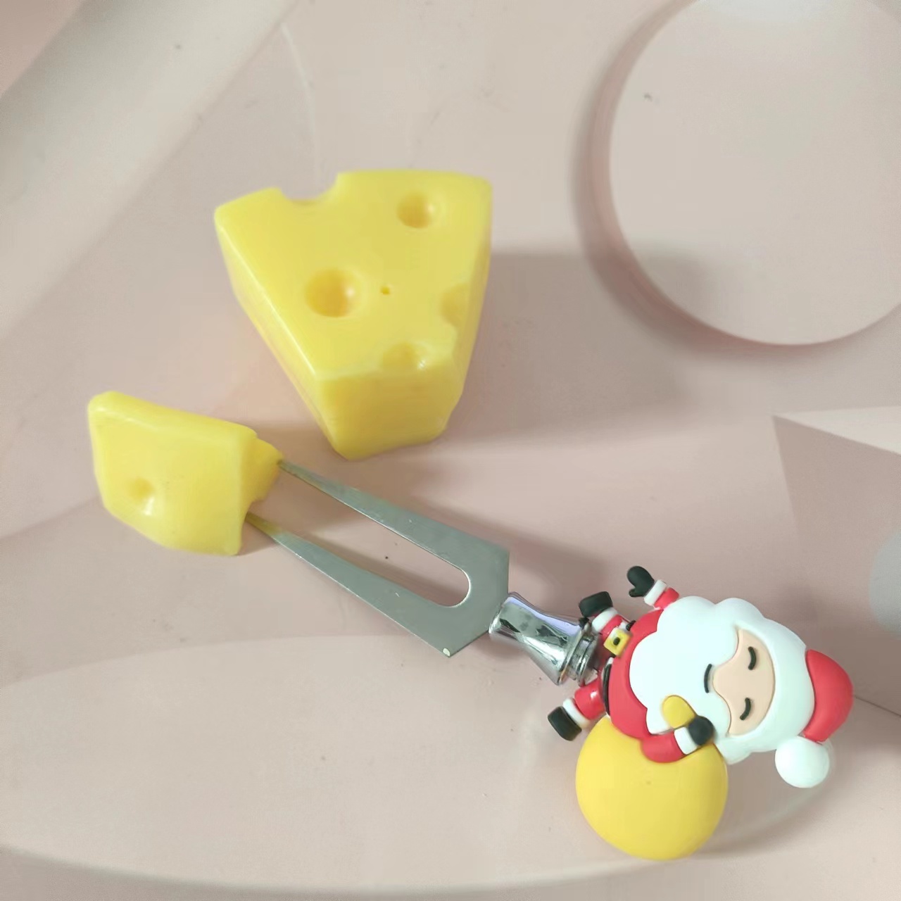 圣诞老人黄二叉效果图.jpg