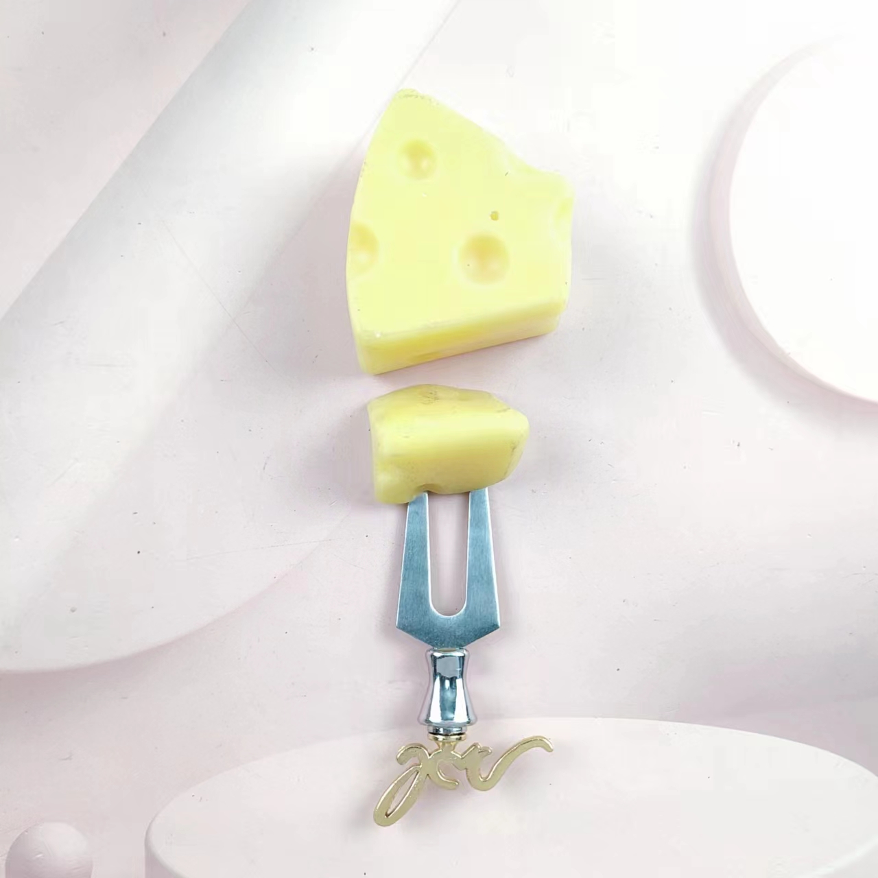 Golden letter modeling stainless steel cutlery set of three cream knife cheese knife pizza shovel bu