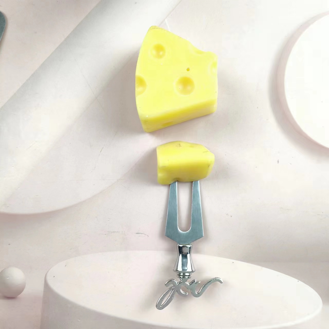 Letter-shaped stainless steel cutlery se